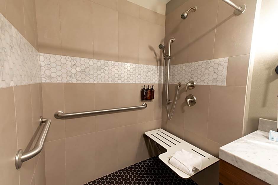 Oxford Suites Paso Robles