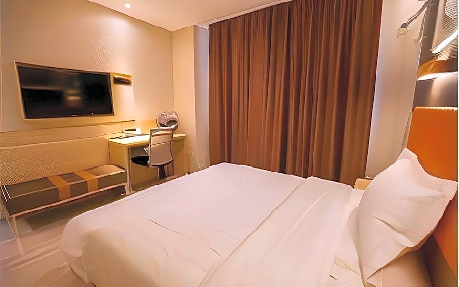 7 Days Inn Premium Tangshan Fengnan Shuanghu Jinyuan Branch