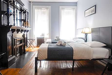 Standard Triple Room with Shared Bathroom