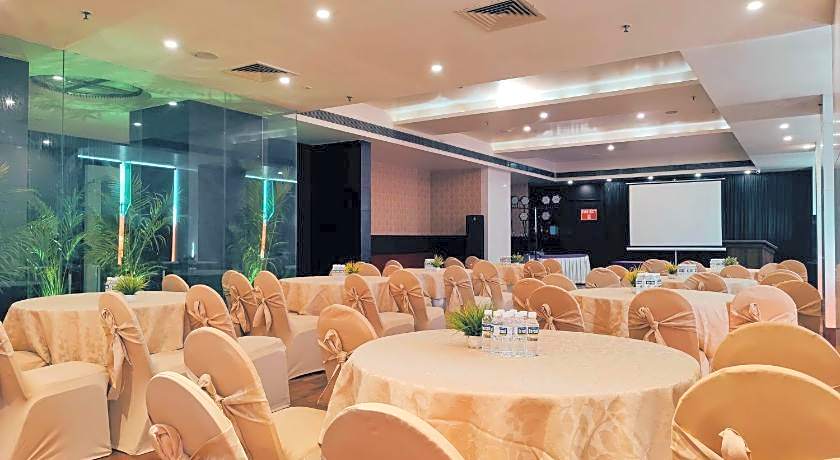 Regenta Central Grand Exotica