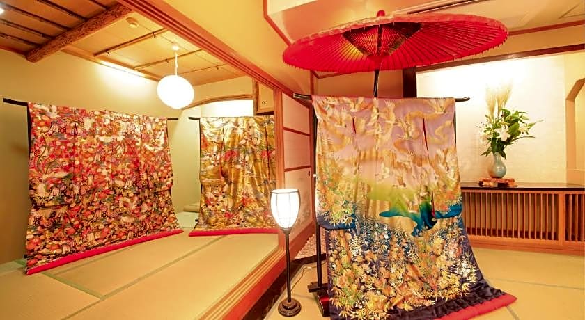 MICASA (Minakami Hot Spring Ryokan)