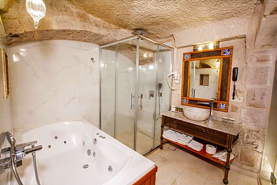Imperial Cave Suites & Spa