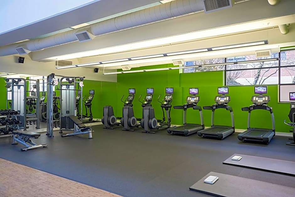 The Baronette Renaissance by Marriott Detroit-Novi Hotel