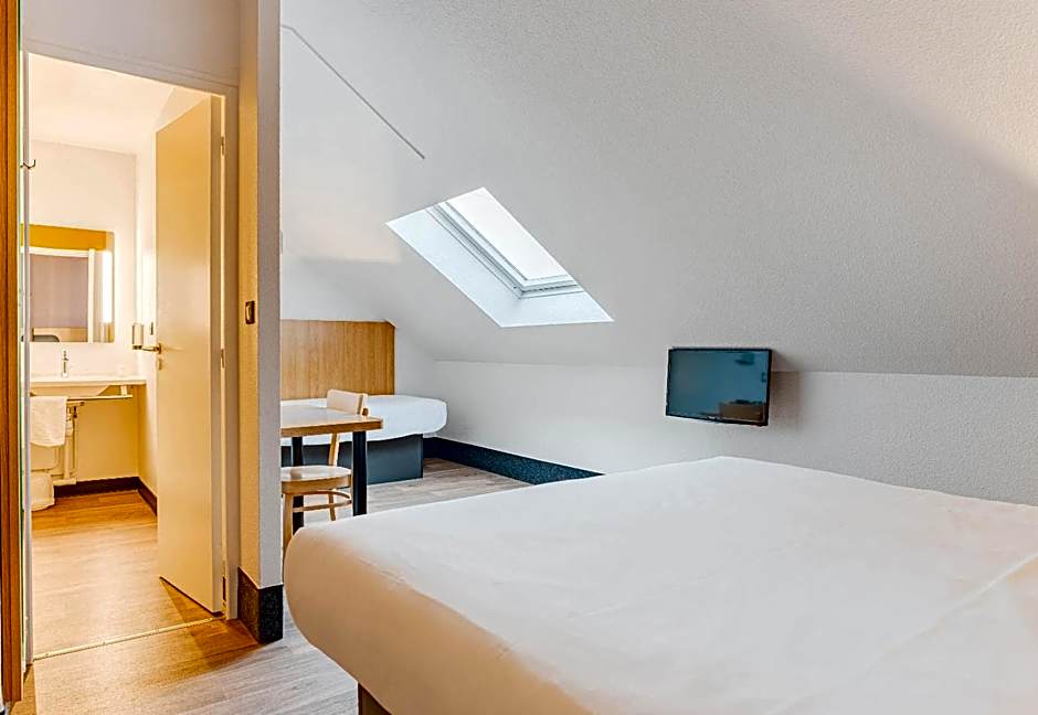 B&B HOTEL Poitiers 3 Futuroscope
