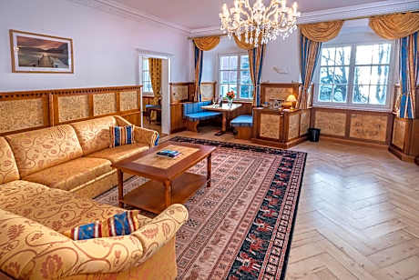 Grand Suite Deluxe Historical