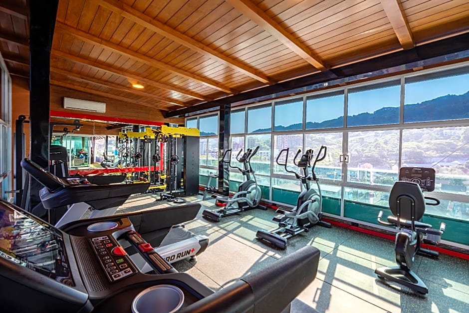 Sira Grande Hotel & Spa