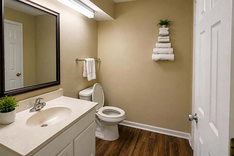Plantation Oaks Suites & Inn Millington