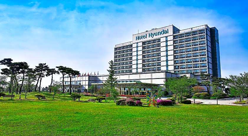 Hotel Hyundai by Lahan Mokpo