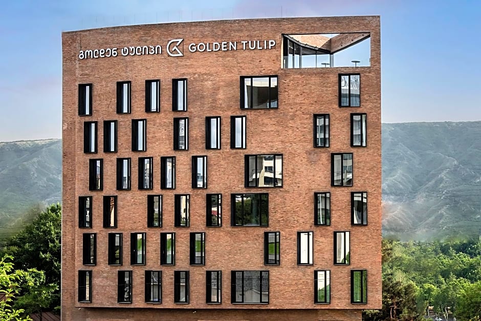 Golden Tulip Design Tbilisi