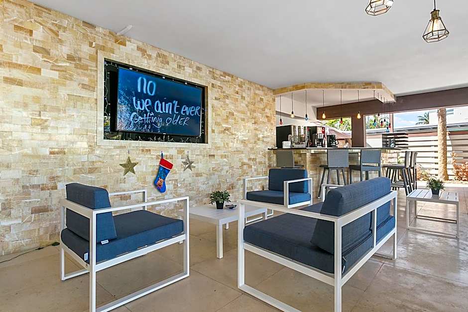 Harbor Beach Inn