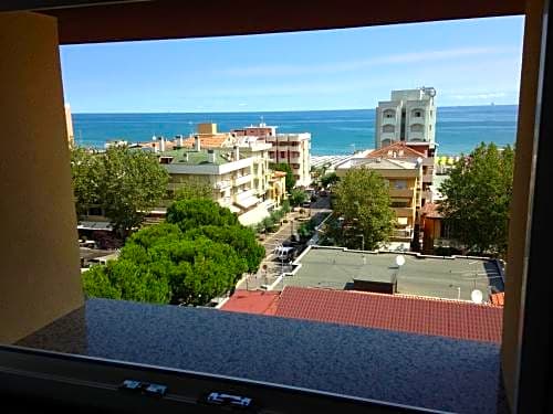 Mon Hotel