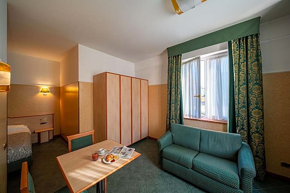 Hotel Mary