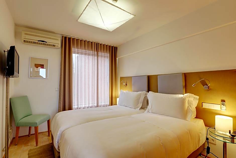 Photo 1 of 9 of Deluxe Villa 3 Bedroom