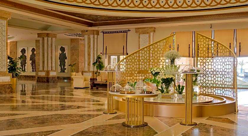 Kempinski Dome Hotel