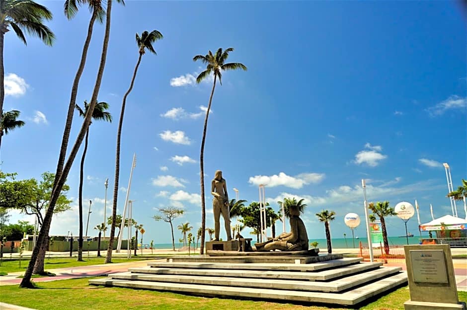 Seaflats Iracema Residence