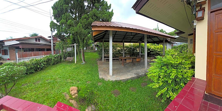 P.L.P Guesthouse - Mae Hong Son