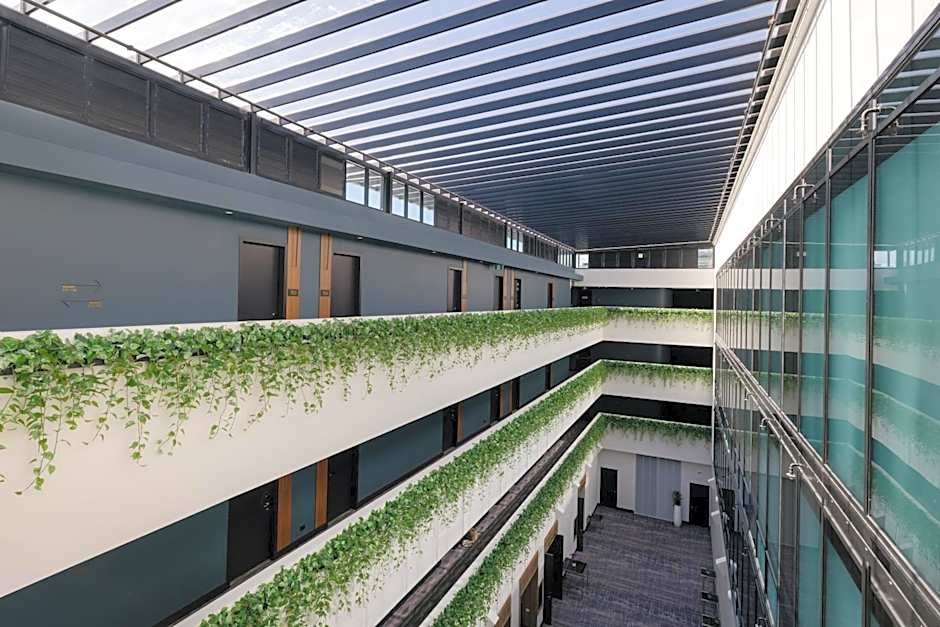 Crowne Plaza Adelaide Mawson Lakes By IHG