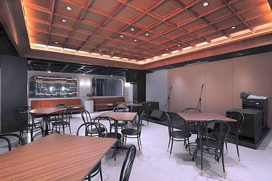 Neo Hotel Puri Indah