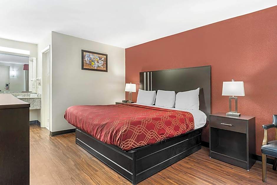 Econo Lodge Research Triangle Park