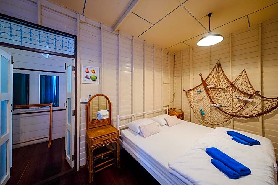 อยู่แพ PaeStay อุทัยธานี