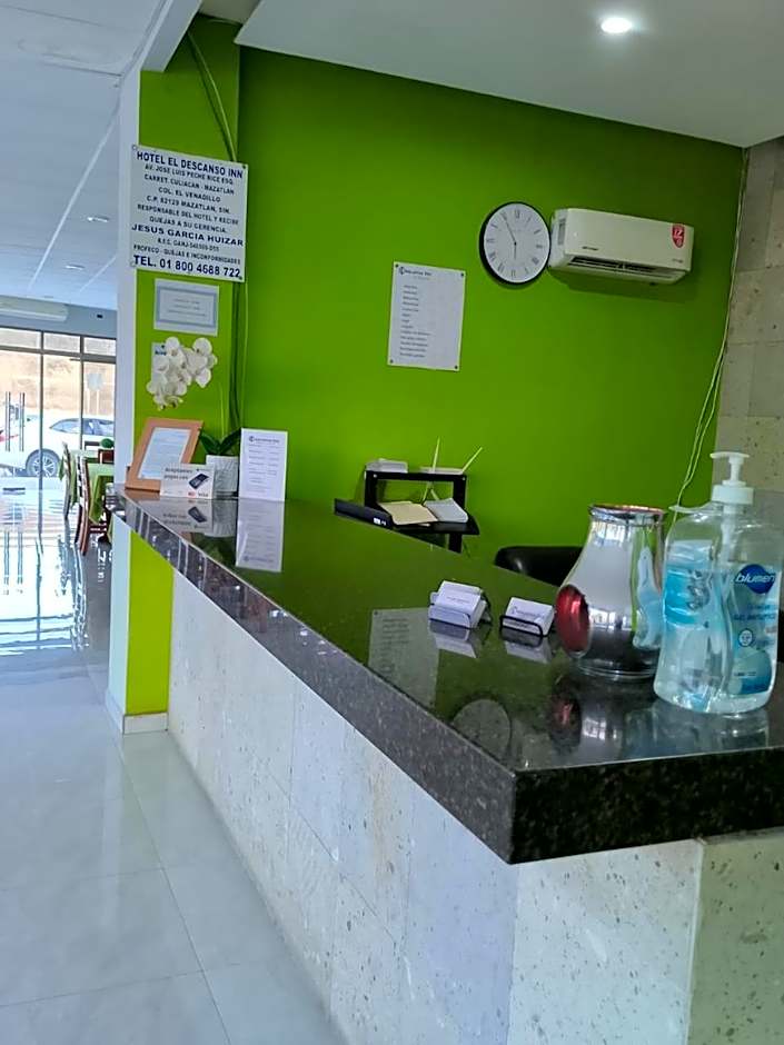 El Descanso Inn