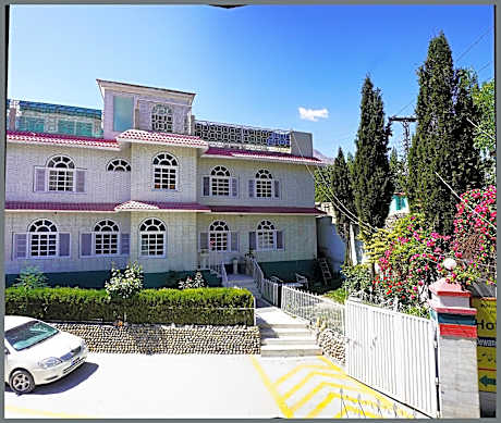 Hotel DewaneKhas Skardu