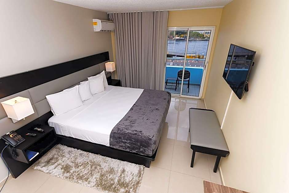 Brion City Hotel BW Signature Collection