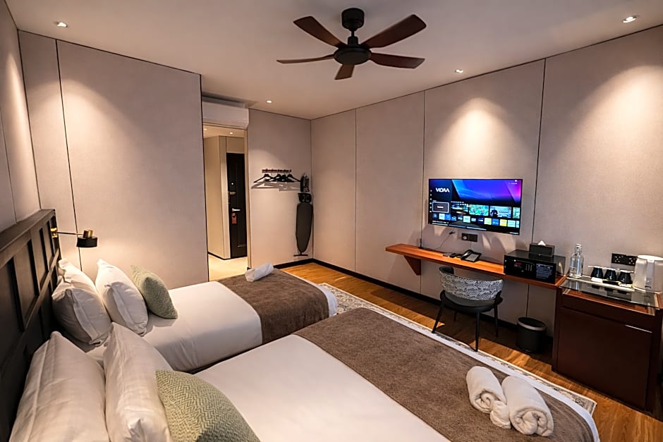 Carnarvon Suites