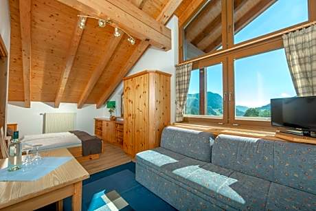 Family Room with Mountain View