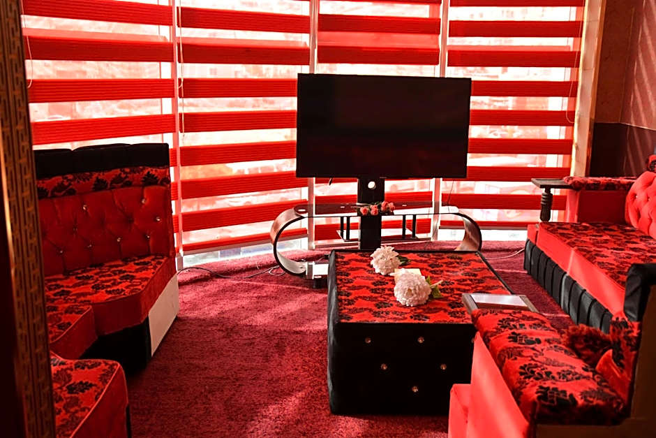 Sama Paris Plaza Hotel