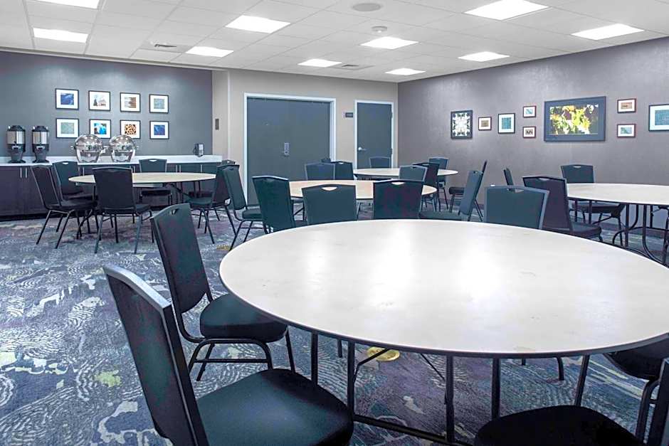 Homewood Suites by Hilton Lansing Eastwood