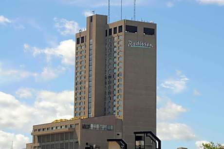 Radisson Hotel Winnipeg Downtown
