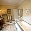 Hacklewood Hill Country House
