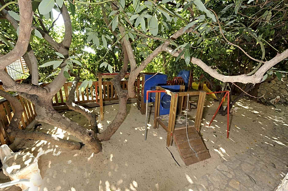 Ohn-Bar Guesthouse