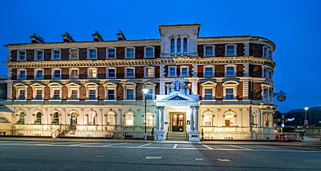 The Queen at Chester Hotel, BW Premier Collection