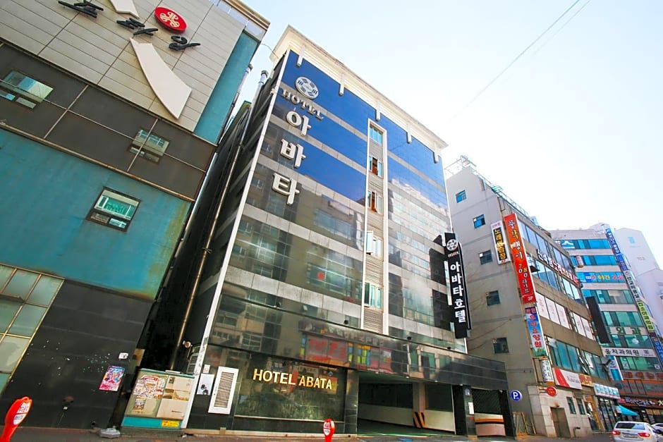 Abata Business Hotel