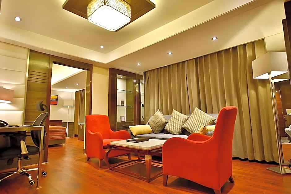 Regenta Central The Crystal Kanpur