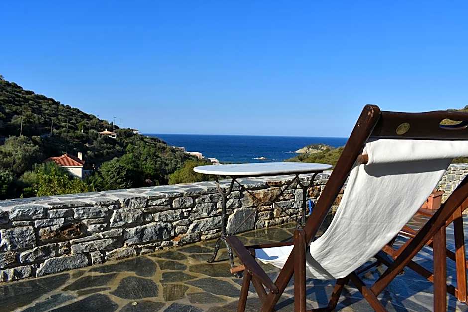 Heliopetra Sea View Studios