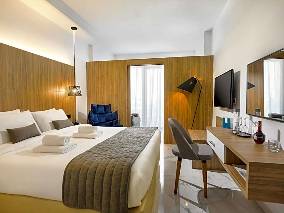 The Blue Ivy Hotel & Suites