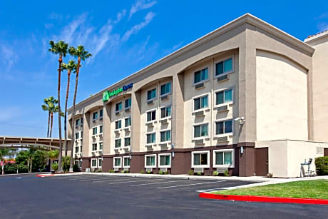 Holiday Inn Express Colton, an IHG Hotel
