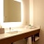 Holiday Inn Express Seattle - Sea-Tac Airport By IHG