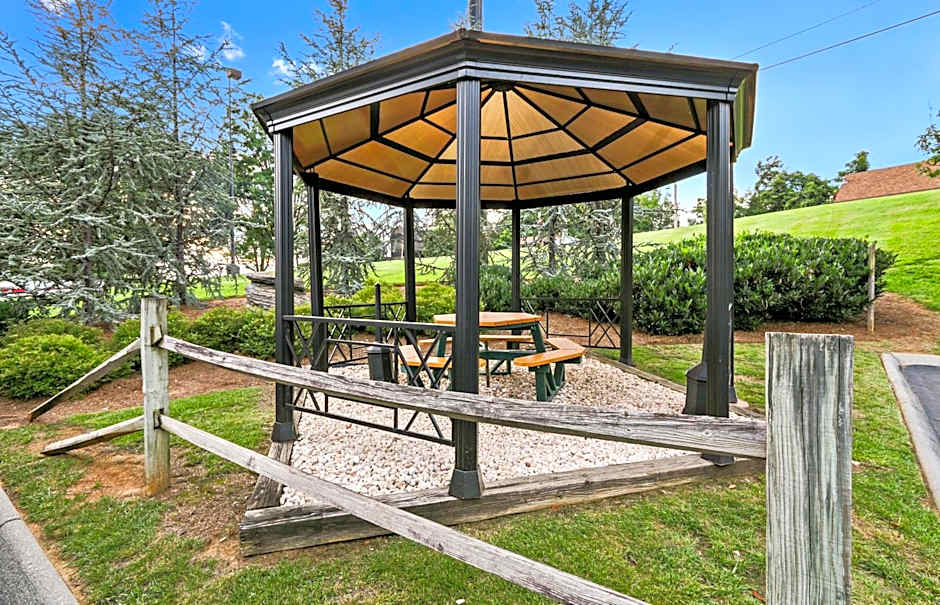 Red Roof Inn Johnson City