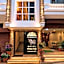 Hotel White Yak