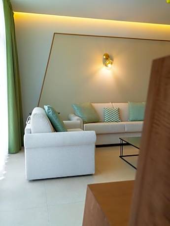 Junior Suite with Balcony