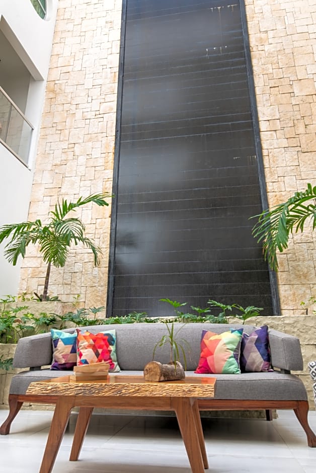 Soho Playa Hotel