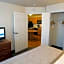 Candlewood Suites Springfield By IHG