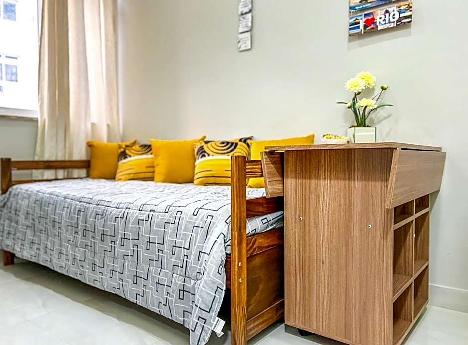 Ótimo studio c WiFi a 190m da Praia do Leme - RJ