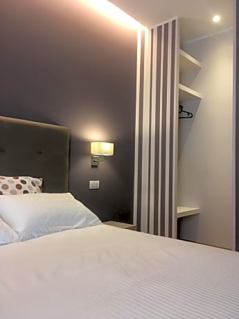 Robin Rooms