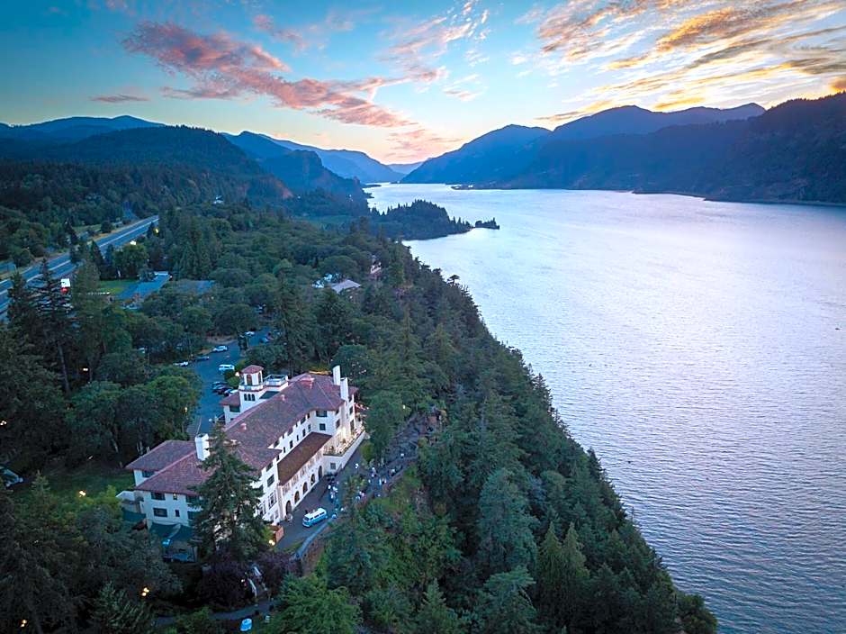 Columbia Gorge Hotel & Spa