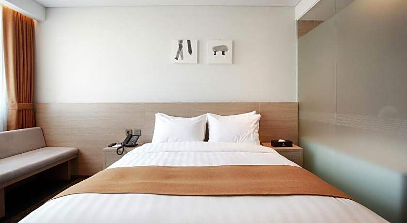 Gangneung City Hotel
